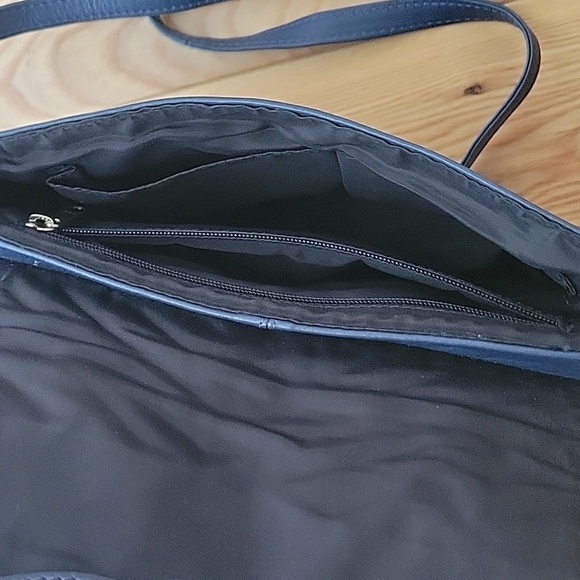 Crossbody bag - Picture 3 of 3